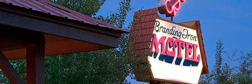 Branding Iron Motel Chama Eksteriør billede